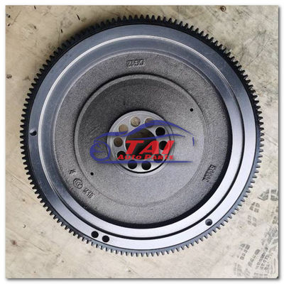 Guter Preis 1-12331418-0 Isuzu Motor Ersatzteile Schwungrad geeignet für ISUZU CYH51Y 6WF1 Online