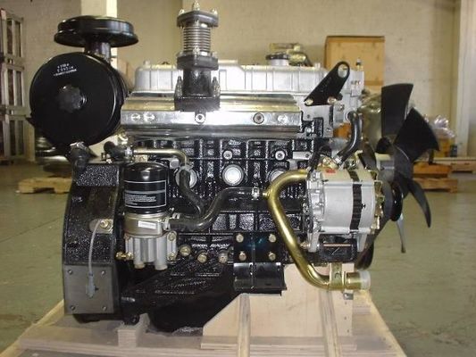 Guter Preis 4JB1T Japanische Motorteile, Hochgeschwindigkeits-ISUZU 4JB1T Dieselmotor-Bauart Online