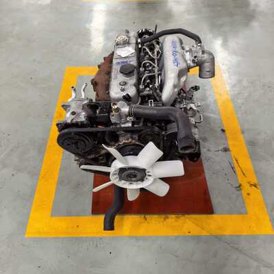 Ein guter Preis. 4JB1 2,8 l Nicht-Turbo-Dieselmotor für Isuzu Pickup und leichte Nutzfahrzeuge Online
