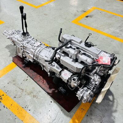 4M40 2.8L Naturally Aspirated Diesel Engine Assembly Compatible with Mitsubishi Pajero L200 Delica Canter
